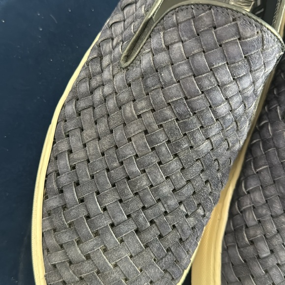 Soft suede slip on Italian shoes - Picture 4 of 4